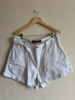Short Jeans Branco com Laise