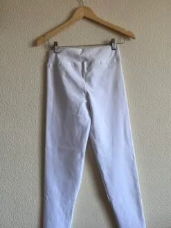 Alternative view of Legging Branca