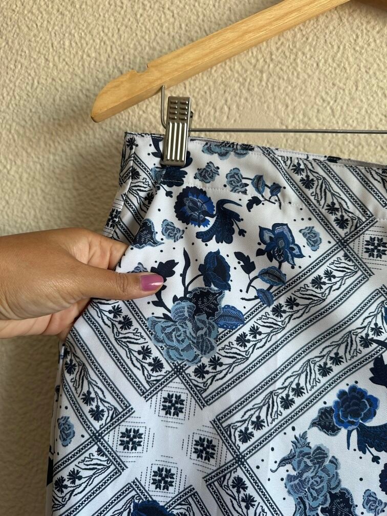 Calça Social Estampa Flores Marisa - Imagem 4