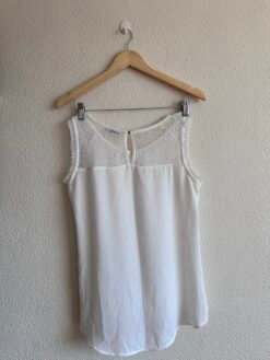 Alternative view of Blusa Casual Chic com Renda Chifon