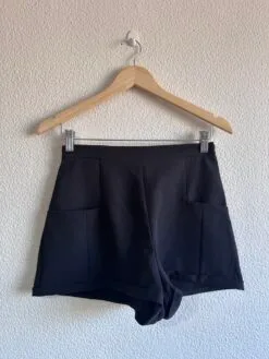 Short Preto Renner