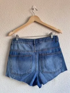 Alternative view of Short Jeans com Brilhos Pool