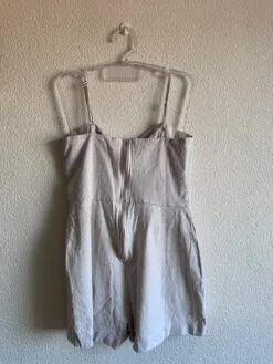 Alternative view of Macaquinho em Linho Marfim