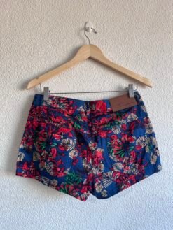 Alternative view of Short Colorido Cantão