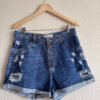 Short Jeans Desfiado Barra Dobrada