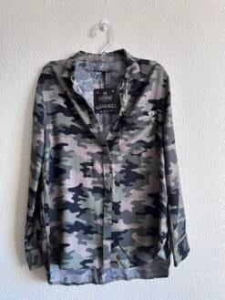 Blusão Camuflado Clockhouse