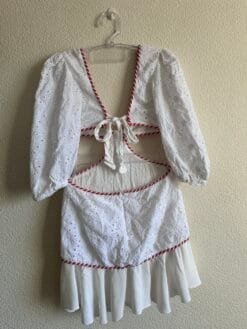 Alternative view of Macaquinho Rendado Ágatha