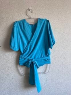 Blusa Transpassada Azul