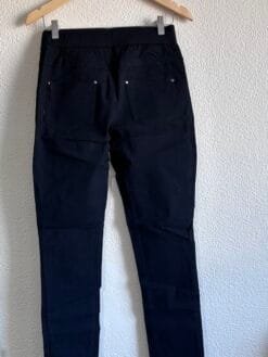 Alternative view of Calça Preta Paola