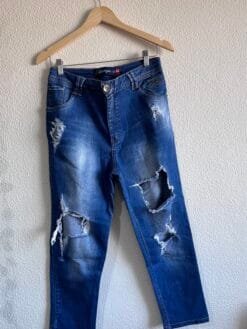 Calça Jeans Destroyed